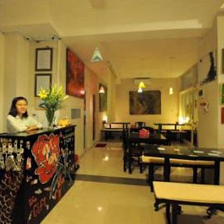 Hue Nino Hotel Buitenkant foto