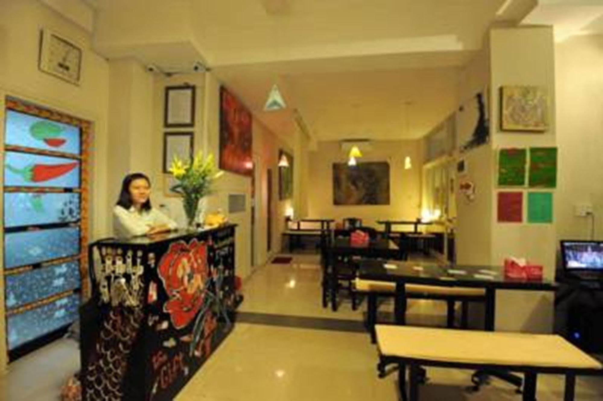 Hue Nino Hotel Buitenkant foto